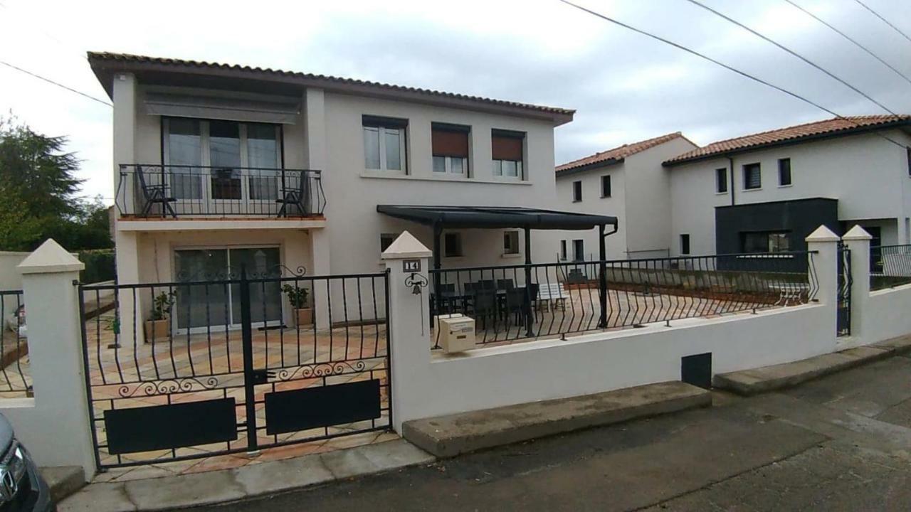 Maison De Charme Castries Exterior photo